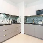 Appartamento Apartly - Garden Z Prywatnym Ogrodem W Centrum# Parking