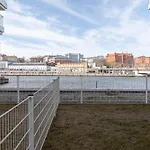 Apartly - Garden Z Prywatnym Ogrodem W Centrum# Parking アパート