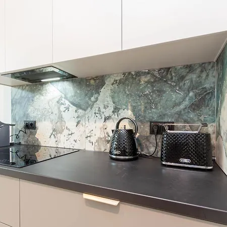 Apartly - Garden Z Prywatnym Ogrodem W Centrum# Parking * Szczecin