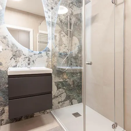 Apartment Apartly - Garden Z Prywatnym Ogrodem W Centrum# Parking *