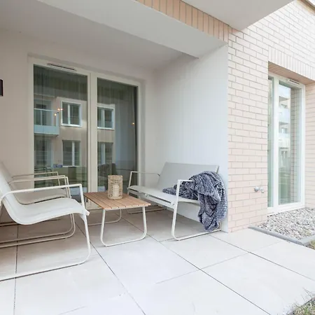 Apartly - Garden Z Prywatnym Ogrodem W Centrum# Parking Apartment Szczecin