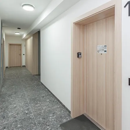 Apartment Apartly - Garden Z Prywatnym Ogrodem W Centrum# Parking