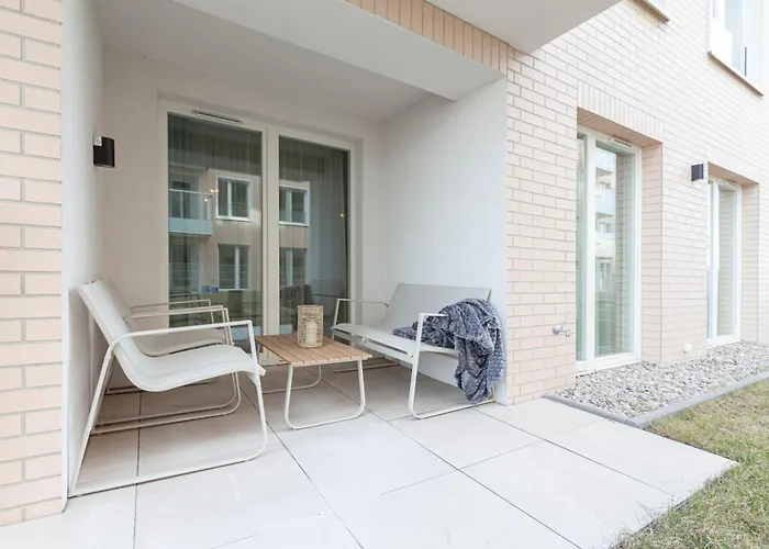 Apartly - Garden Z Prywatnym Ogrodem W Centrum# Parking Apartment Szczecin