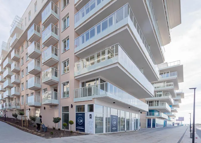 Apartly - Garden Z Prywatnym Ogrodem W Centrum# Parking * Szczecin