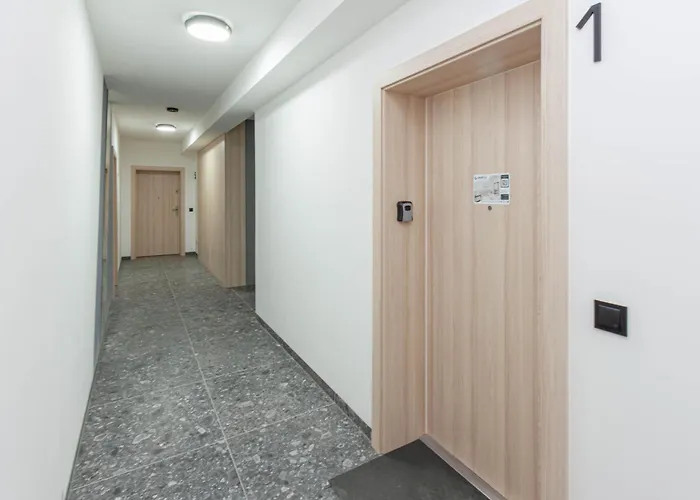 Lägenhet Apartly - Garden Z Prywatnym Ogrodem W Centrum# Parking